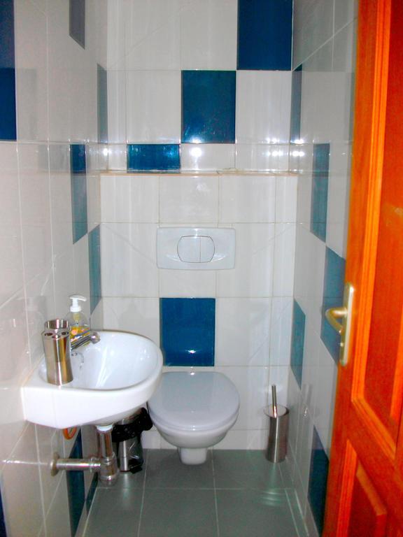Dodoo Lodge Cotonou Ngoại thất bức ảnh